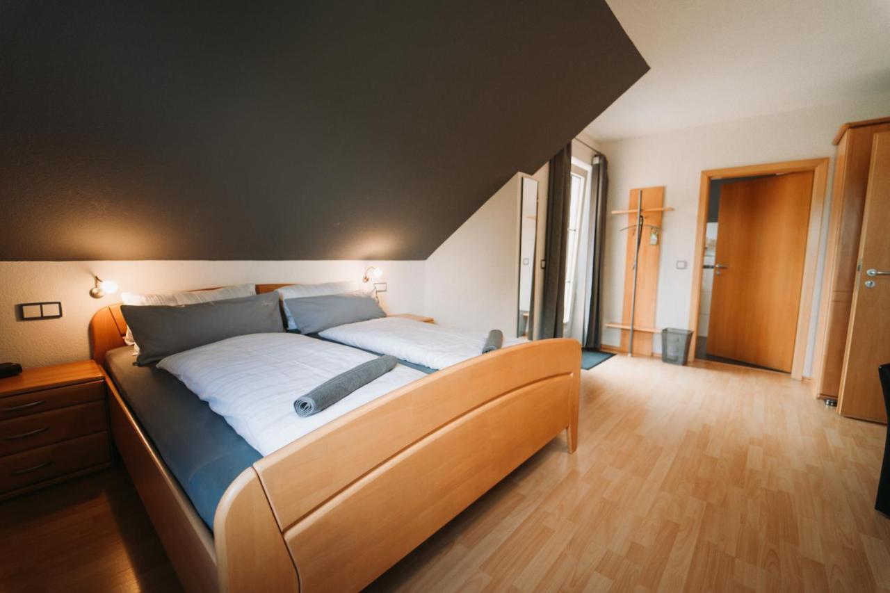 Wein- Und Gaestehaus Schwaab&Sohn Erden Buitenkant foto